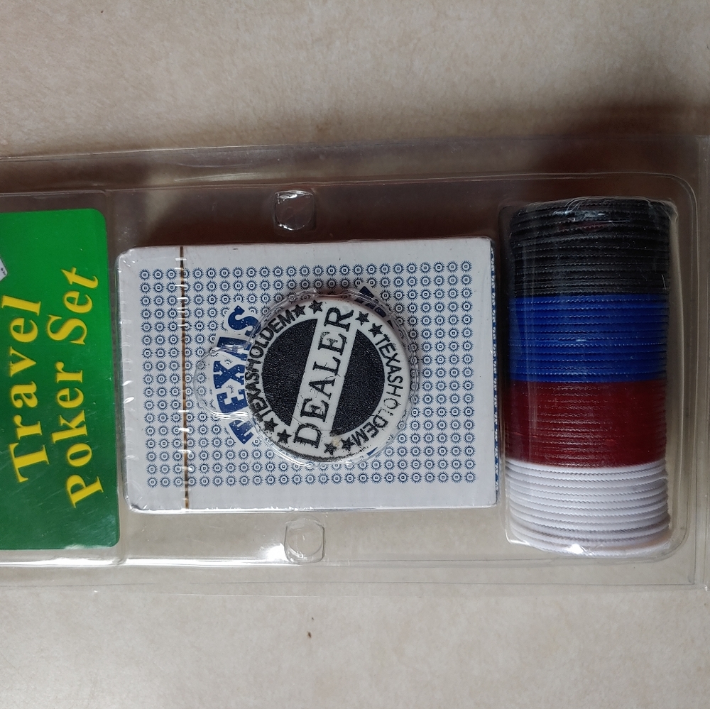 Poker Set - Picture 2 of 5